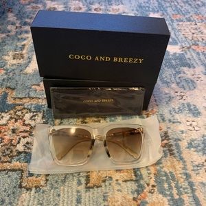NWT coco breezy clear tortoise shell sunglasses